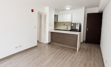 ALQUILO DPTO COCINA HORNO REFRI 01 DORM 01 BAÑO 01 COCHERA S/.2,500