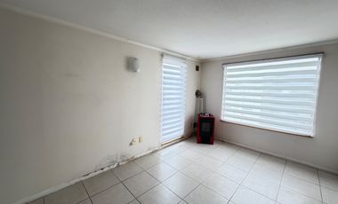 Departamento en Arriendo con Estacionamiento, Condominio Parque Sol