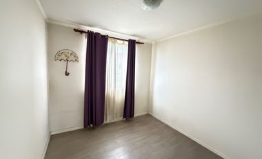 Departamento en Arriendo con Estacionamiento, Condominio Parque Sol