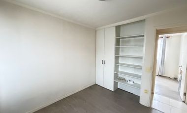 Departamento en Arriendo con Estacionamiento, Condominio Parque Sol