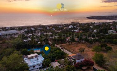 Casa Los Mangos – Propiedad con Vista al Mar y Potencial de Inversión en Zicatela