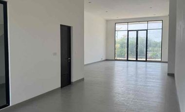 RUKO HOLLYWOOD 3 LANTAI + ROOFTOP MARINA BAY PIK 2