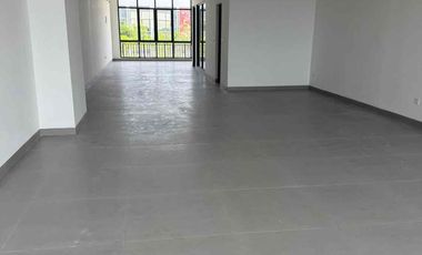 RUKO HOLLYWOOD 3 LANTAI + ROOFTOP MARINA BAY PIK 2