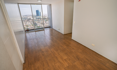 Flat en Lima Centro piso 17 con Piscina, Cochera y 3 Dorm. — A tan solo $82,000