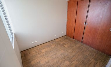 Flat en Lima Centro piso 17 con Piscina, Cochera y 3 Dorm. — A tan solo $82,000