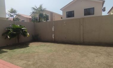 Alquilo casa en Ciudad Celeste