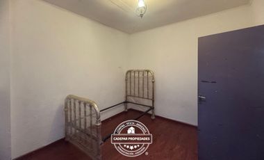 VENDE AMPLIA CASA EN PROVIDENCIA