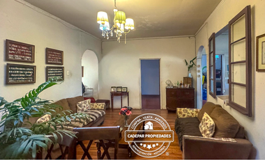 VENDE AMPLIA CASA EN PROVIDENCIA