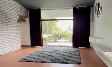 EN VENTA MODERNA CASA DE 2 PISOS EN EXCLUSIVA URB. DE LA MOLINA