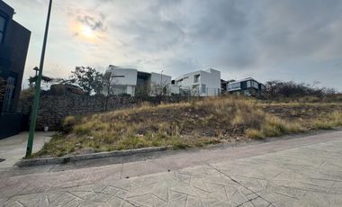 Terreno con Vista en Colinas de San Isidro