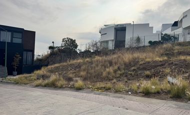 Terreno con Vista en Colinas de San Isidro