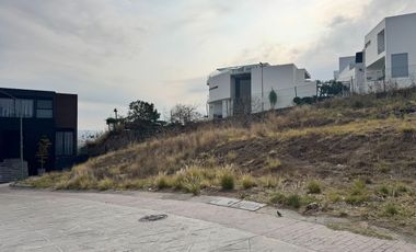Terreno con Vista en Colinas de San Isidro