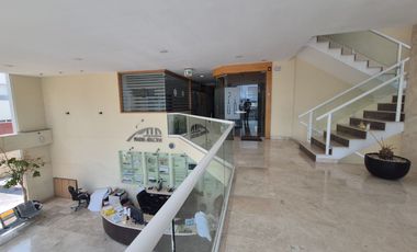 EXCELENTE CONSULTORIO/OFICINA, CORPORATIVO ANCONA, 25 MTS, $8,000.00 MAS MANT