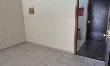 EXCELENTE CONSULTORIO/OFICINA, CORPORATIVO ANCONA, 25 MTS, $8,000.00 MAS MANT