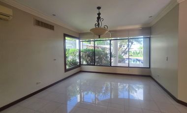 Via a la costa, Venta de linda casa 4 dormitorios con piscina
