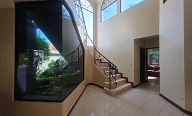 Via a la costa, Venta de linda casa 4 dormitorios con piscina