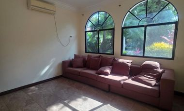 Via a la costa, Venta de linda casa 4 dormitorios con piscina