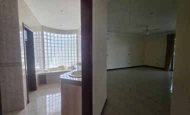 Via a la costa, Venta de linda casa 4 dormitorios con piscina