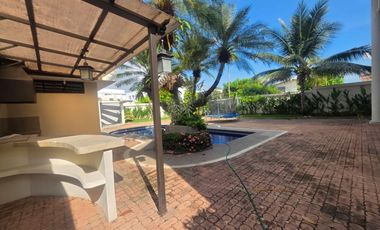 Via a la costa, Venta de linda casa 4 dormitorios con piscina