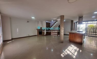 Se arrienda Casa Campestre en el sector de la Sabaneta COD-526197