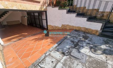 Se arrienda Casa Campestre en el sector de la Sabaneta COD-526197