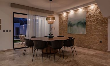 CASA NUEVA DE LUJO, AMUEBLADA POR DISEÑADOR, EN BURGOS BUGAMBILIAS, CUERNAVACA, MORELOS
