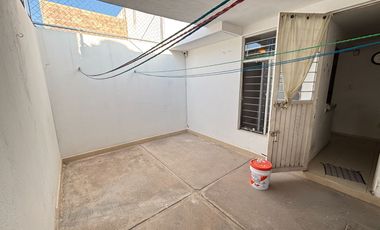 Casa en Renta en Misión de San Pedro con terraza