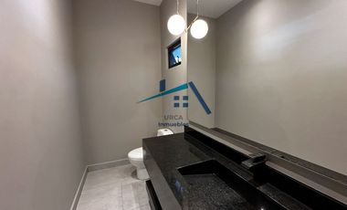Casa en Venta en Brisas del Vergel, Carretera Nacional, Nuevo León