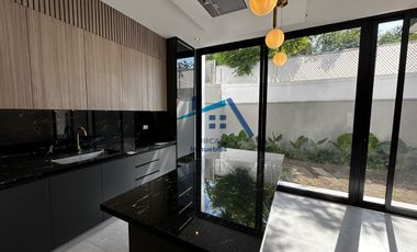 Casa en Venta en Brisas del Vergel, Carretera Nacional, Nuevo León