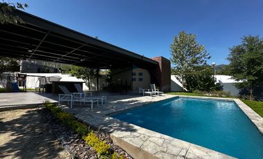 Casa en Venta en Brisas del Vergel, Carretera Nacional, Nuevo León