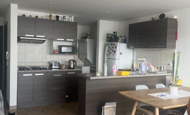 SUITE COMODA EN VENTA - SECTOR BELLAVISTA BAJA