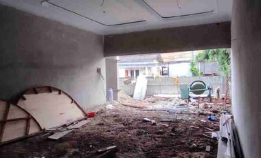 Dijual Rumah Mewah Baru Tahap Finishing di Pasar Minggu Jakarta Selatan