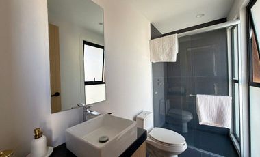 Departamento en Venta en Arcos Vallarta | Terraza Amplia | 2 recámaras