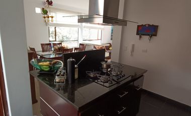 CASA EN CONJUNTO CERRADO DE DOS NIVELES