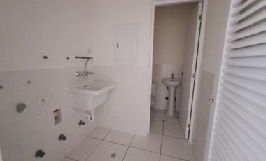 Venta de Departamento de Estreno de Tres dormitorios en  Chacarilla del Estanque, Surco