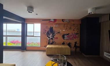 LIMA CERCADO - LIMITE SAN MIGUEL: Alquiler de Departamento de estreno, 2do piso, con vista a parque, en exclusivo condominio!