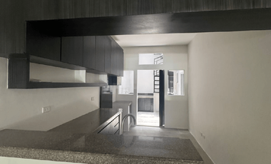 3BR Townhouse for Sale in Palm Village, Makati - RS5086383