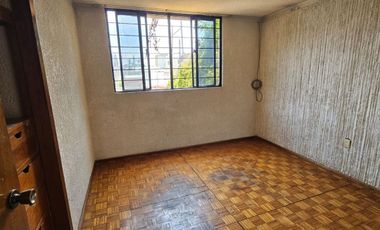 +++CASA EN VENTA EN JARDINES DE CELAYA+++
