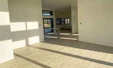 VENDEMOS ESPECTACULAR CASA EN PARCELA UBICADA EN SANTA CRUZ, COLCHAGUA