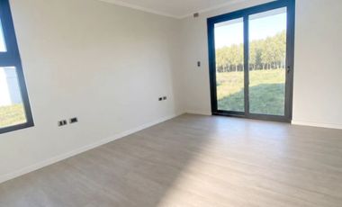 VENDEMOS ESPECTACULAR CASA EN PARCELA UBICADA EN SANTA CRUZ, COLCHAGUA