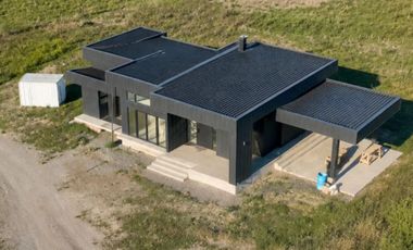 VENDEMOS ESPECTACULAR CASA EN PARCELA UBICADA EN SANTA CRUZ, COLCHAGUA