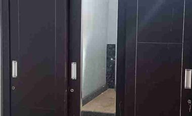 Disewakan Apartemen Gading Icon SEMI FURNISH Dekat Lift Lantai Tinggi Ada BALKON dan BATHTUB