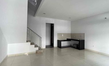 Disewa Rumah Golf Island PIK 6x12.5 (3 Lantai)
