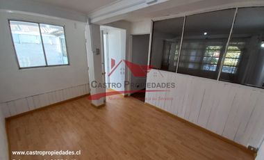Casa de Un Piso Completamente Solida, 4 Dormitorios, 1 Baño, Villa Thomas Alva Edison, Comuna San Joaquín.