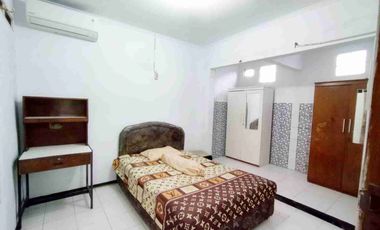 Rumah Sewa Sayap Bkr dekat Satu University Unla Ramdhan Superindo Griya Bubat strategis 2 lantai ada include 2 paviliun n kost