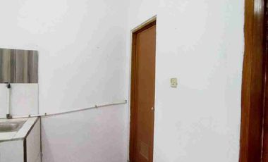 Rumah Sewa Sayap Bkr dekat Satu University Unla Ramdhan Superindo Griya Bubat strategis 2 lantai ada include 2 paviliun n kost