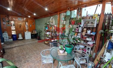 Casa de Dos Pisos con 2 Dormitorios, 2 Baños, Villa Valle Nevado 5 Comuna San Bernardo.