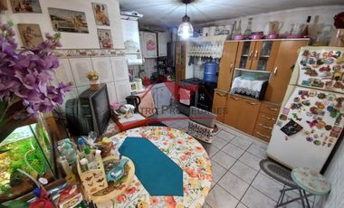 Casa de Dos Pisos con 2 Dormitorios, 2 Baños, Villa Valle Nevado 5 Comuna San Bernardo.