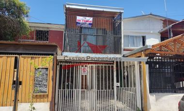 Casa Dos Pisos Ampliada con 3 Dormitorios, 1 Baño, Calle Topocalma, comuna de Renca