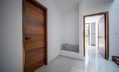 Casa de 4 recamaras Coto Cerezos Zapopan Norte